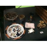 VARIOUS CERAMIC ITEMS TO ON INCLUDE LOSOL WARE, ROYAL ALBERT AND STUDIO POTTERY ETC