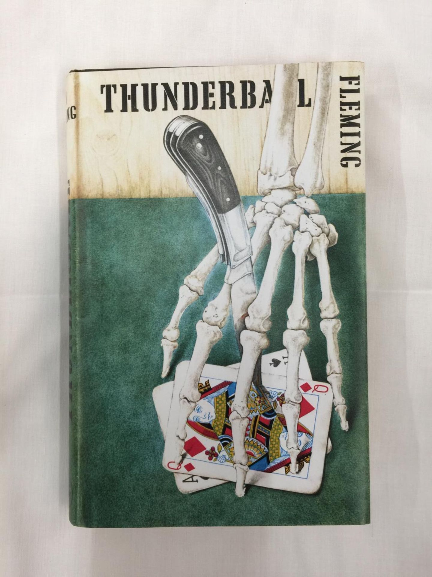 A FIRST EDITION JAMES BOND NOVEL - THUNDERBALL BY IAN FLEMING, HARDBACK WITH REPRINTED DUST JACKET -
