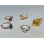 FIVE MARKED SILVER 925 DRESS RINGS WITH COLOURED STONES