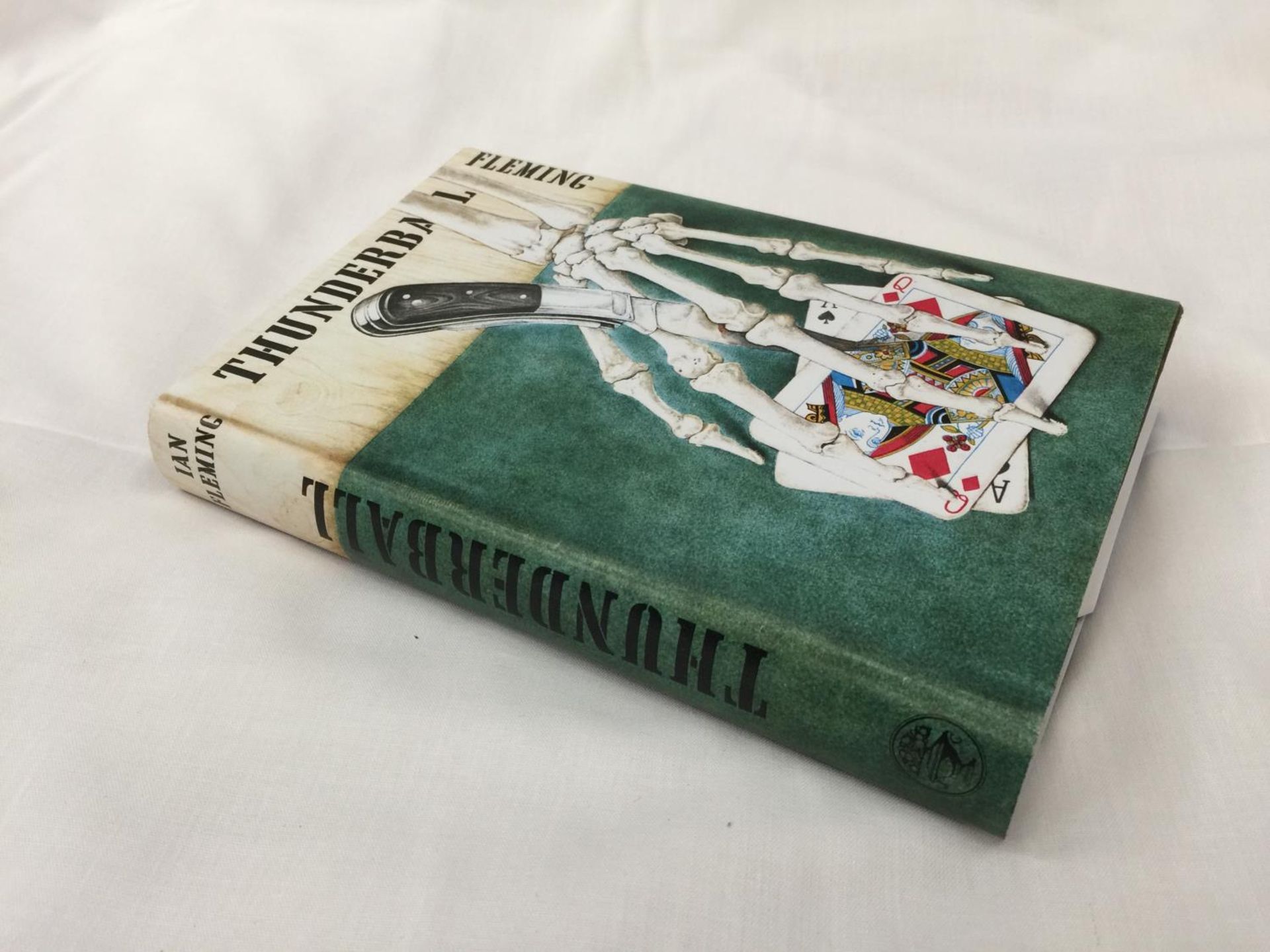 A FIRST EDITION JAMES BOND NOVEL - THUNDERBALL BY IAN FLEMING, HARDBACK WITH REPRINTED DUST JACKET - - Image 2 of 10