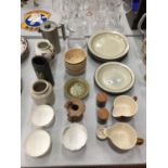 A COLLECTION OF CERAMICS AND CHINA TO INCLUDE HORNSEA POTTERY, PALL MALL, AYNSLEY, ETC