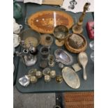 A QUANTITY OF ITEMS TO INCLUDE SILVER PLATE CRUETS, BUD VASE, TANKARD LAMP BASE, INLAID WOODEN