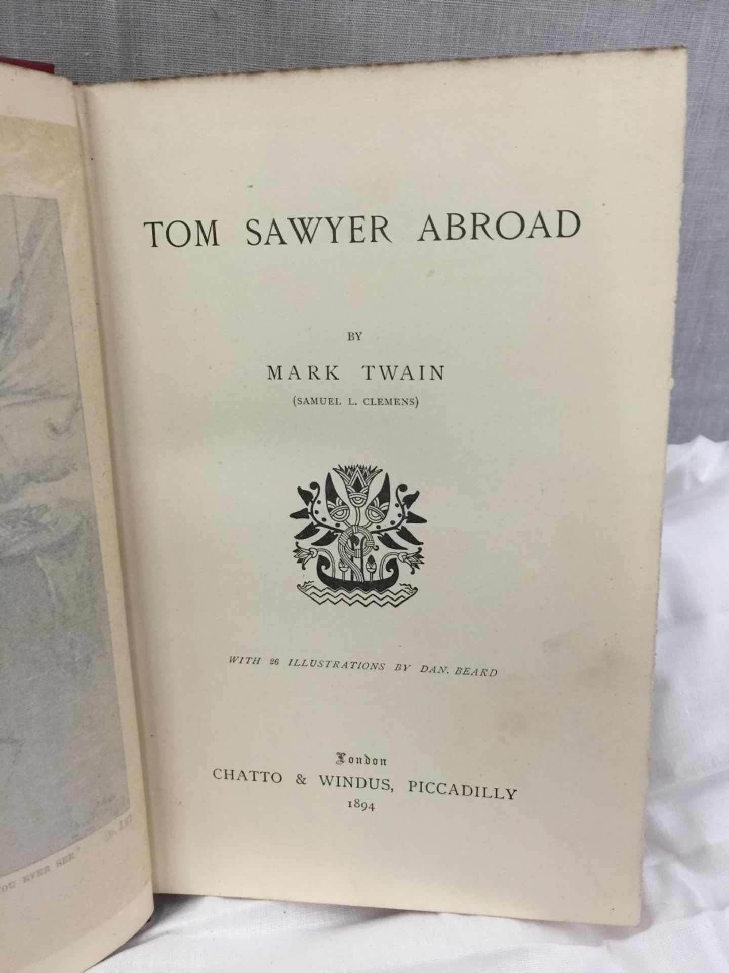 A FIRST EDITION TOM SAWYER ABROAD HARDBACK BY MARK TWAIN - PUBLISHED 1894 BY CHATTO & WINDUS - Image 4 of 7