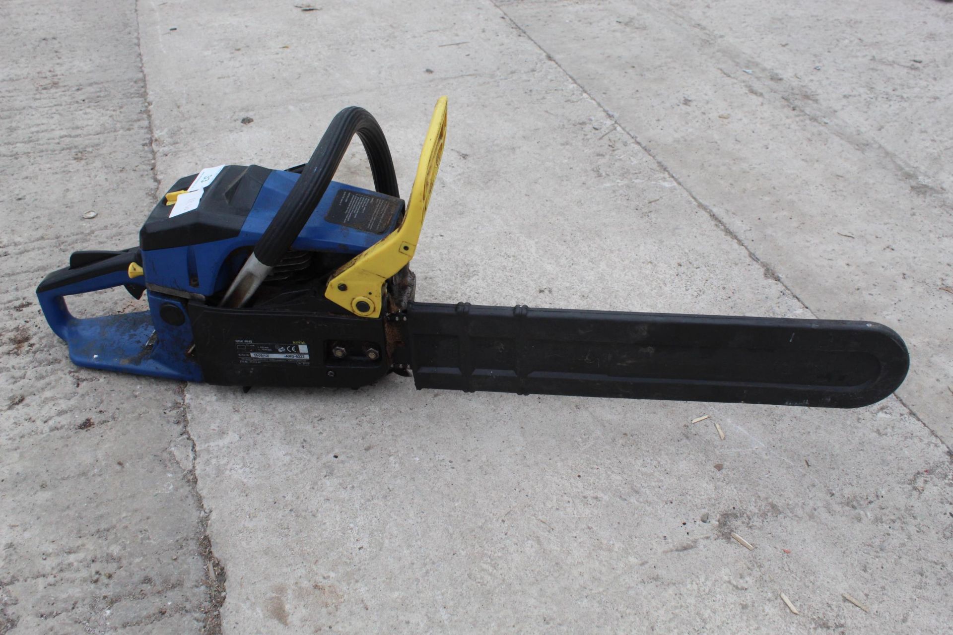 ROYAL RBK 4645 CHAIN SAW NO VAT - Image 2 of 3