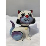 A LORNA BAILEY HAND PAINTED AND SIGNED CAT QUEENIE