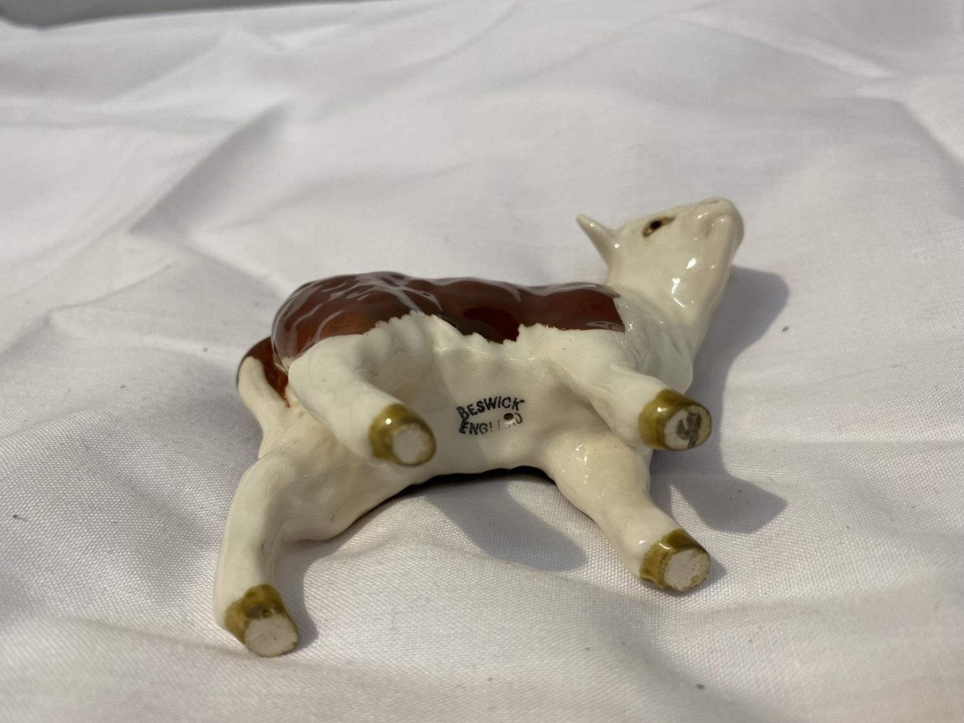 TWO BESWICK FIGURES, A HEREFORD COW AND A CALF - Image 8 of 8