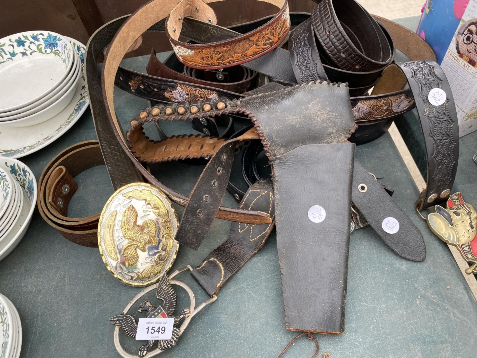 A COLLECTION OF GENTS BELTS - Image 2 of 5