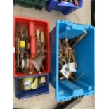 AN ASSORTMENT OF ITEMS TO INCLUDE SPANNERS AND SCREWS ETC