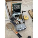 AN ASSORTMENT OF ITEMS TO INCLUDE RADIOS, A BRACE DRILL AND AN OIL LAMP ETC