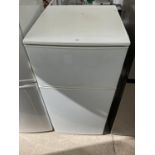 A WHITE FRIDGAIRE UPRIGHT FRIDGE FREEZER