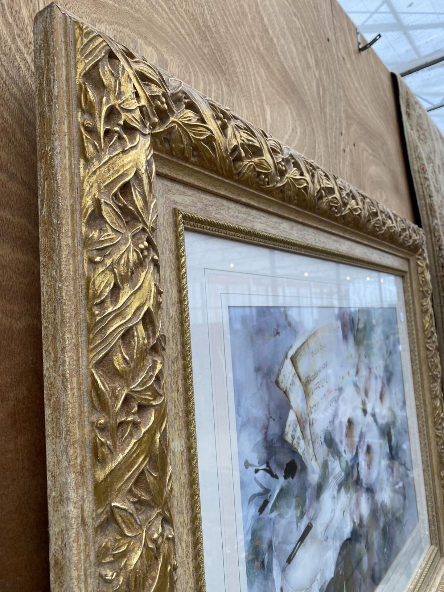 A LARGE GILT FRAMED PRINT OF LILLIES SIGNED TO THE BOTTOM RIGHT - Image 2 of 3