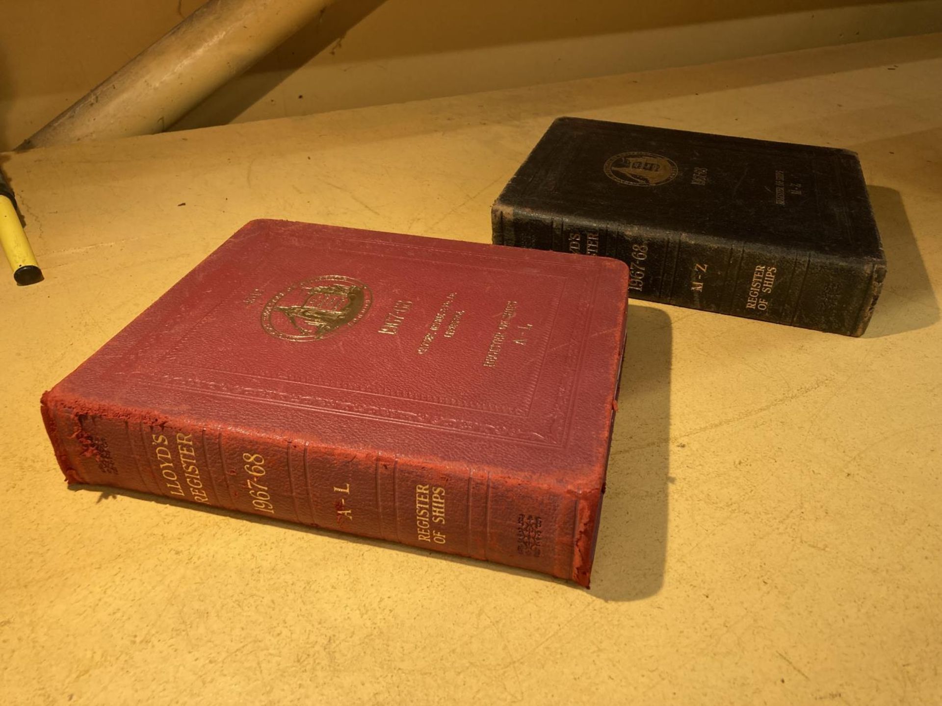 LLOYD'S REGISTER OF SHIPPING 1967-68 TWO VOLUMES A-L & M-Z LEATHER BOUND - Image 2 of 3