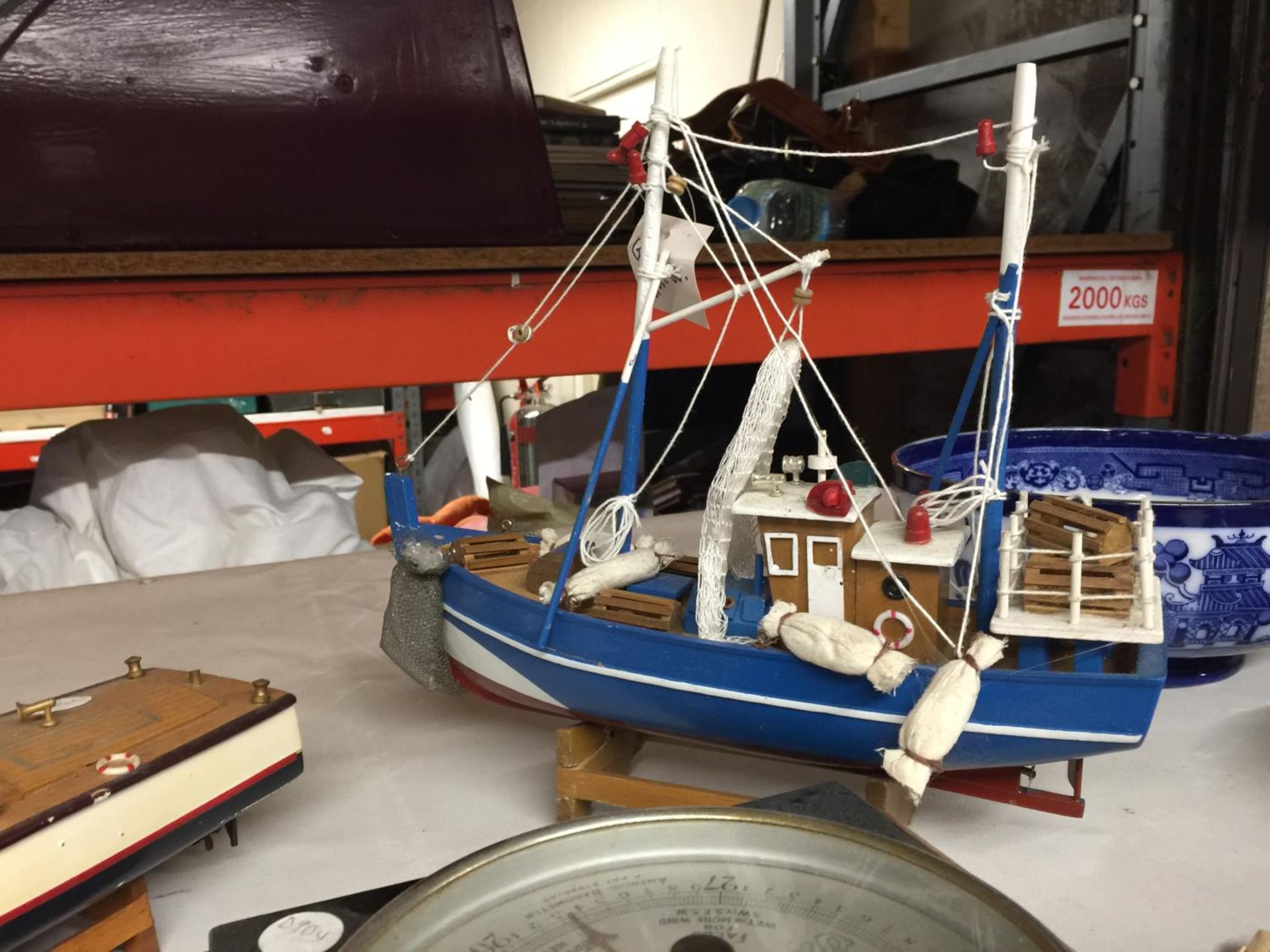 A MODEL OF A TRAWLER ON A STAND LENGTH APPROX 30CM, SPEEDBOAT MODEL, BAROMETER, METRONOME, ETC - Image 2 of 6