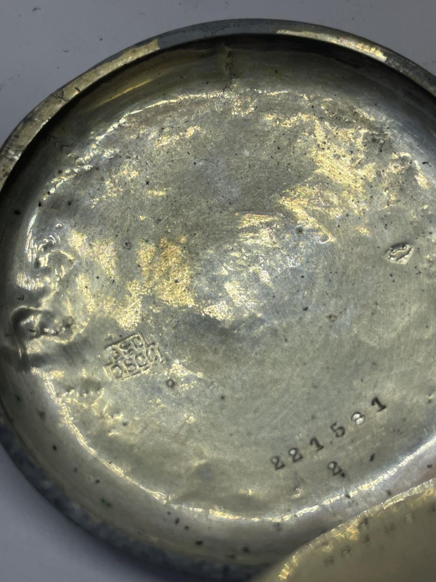 A MARKED 800 SILVER POCKET WATCH - Image 3 of 3