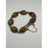 A SILVER AND AGATE BRACELET