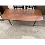 A RETRO TEAK COFFEE TABLE, 42X18"