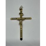 A 9 CARAT GOLD CROSS PENDANT MARKED 375 GROSS WEIGHT 2.1 GRAMS