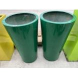 A PAIR OF GREEN FIBRE GLASS PLANTERS (H:75CM)