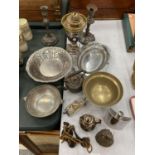 A QUANTITY OF SILVER PLATE ITEMS INCLUDING DISHES, CRUET SET, OIL LAMP, HIP FLASK PLUS A PAIR OF