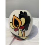 A LORNA BAILEY HAND PAINTED AND SIGNED VASE WOODROW WAY