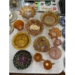 A QUANTITY OF MAINLY AMBER COLOURED CARNIVAL GLASS TO INCLUDE BOWLS, CUPS, ETC