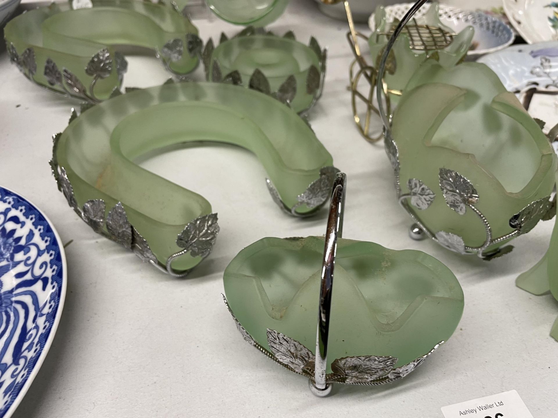 A QUANTITY OF FROSTED GREEN GLASSWARE FOR FLOWER ARRANGING INCLUDING HORSESHOE SHAPED ROUND, ETC - Image 2 of 4