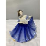 A ROYAL DOULTON FIGURE 'ELAINE' HN2791