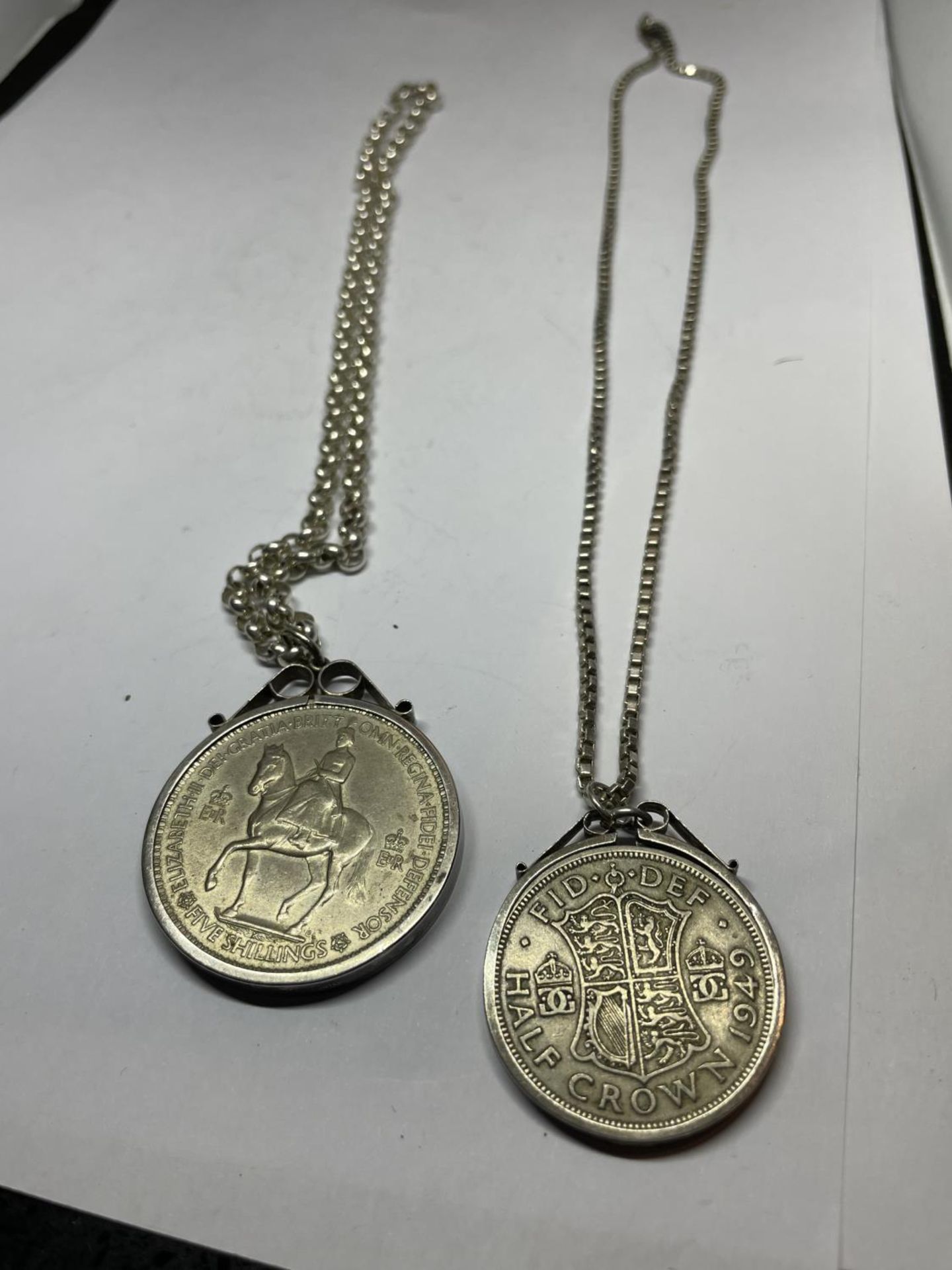 TWO MOUNTED COINS ON SILVER CHAINS TO INCLUDE A FIVE SHILLINGS AND A HALF CROWN - Image 2 of 6