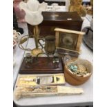 A COLECTION OF ITEMS INCLUDING A MAHOGANY AND BRASS DESK TIDY, MANTLE CLOCK, VINTAGE BRUSHES,