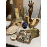 A COLLECTION OF ITEMS INCLUDING A CONSTELLATION GLOBE, DECORATIVE SHELLS AND STONES, BOWLS, CHEESE