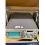 A SPECTRUM ANALYZER HAMEG HM5006