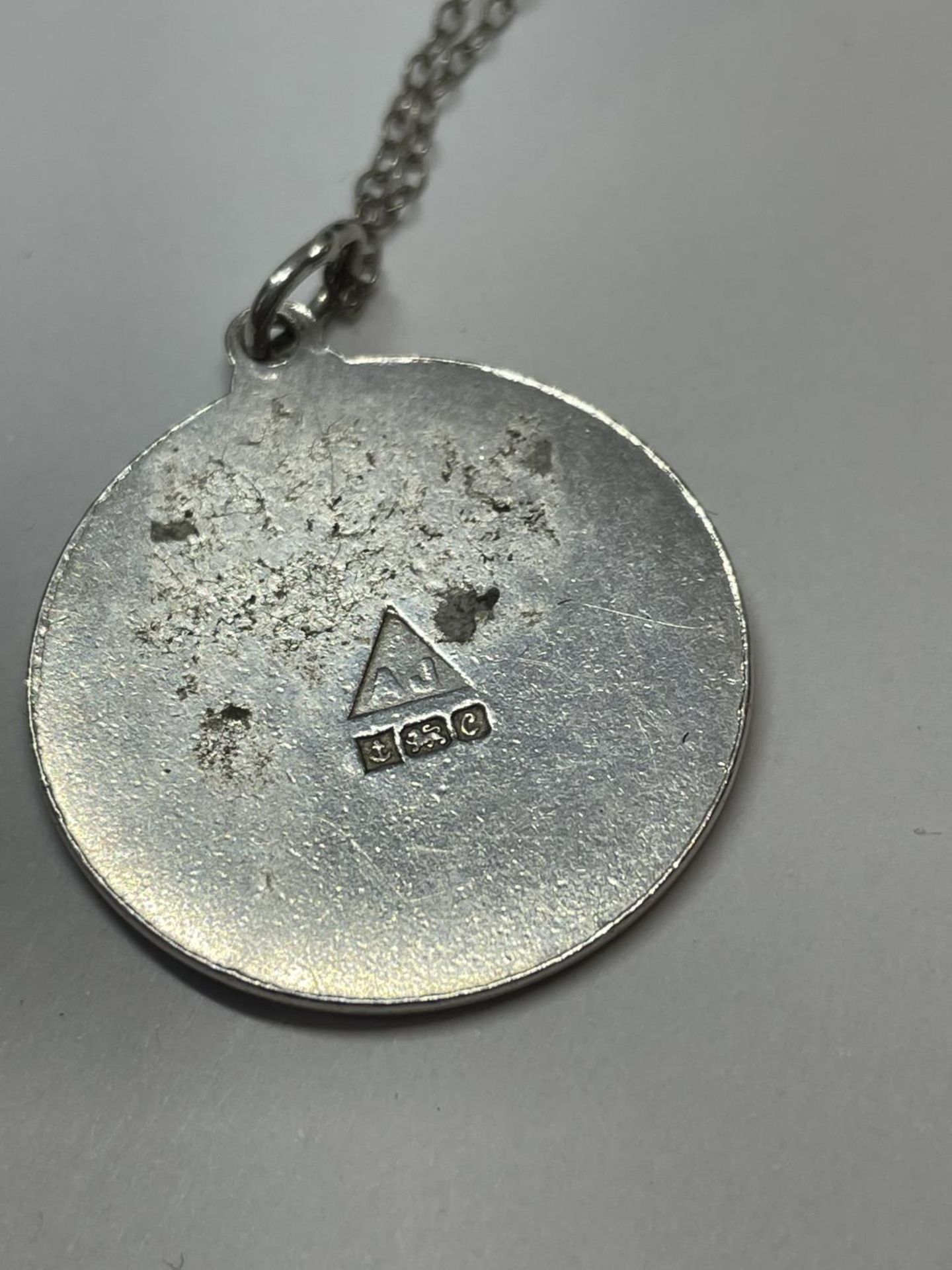 TWO MARKED SILVER NECKLACES WITH PENDANTS - Image 4 of 4