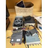 AN ASSORTMENT OF VINTAGE ELECTRICALS TO INCLUDE MIDLAND 3001, SAMLEX REGULATED DC POWER SUPPLY,