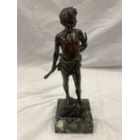 A SIGNED BRONZE MODEL OF A HUNTER ON A MARBLE BASE HEIGHT 32CM