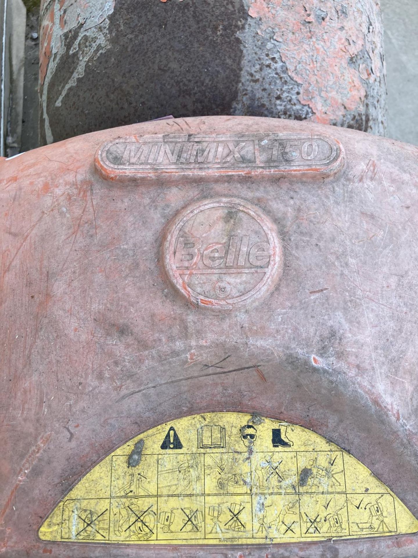 A BELLE MINIMIX150 CEMENT MIXER - Image 4 of 6