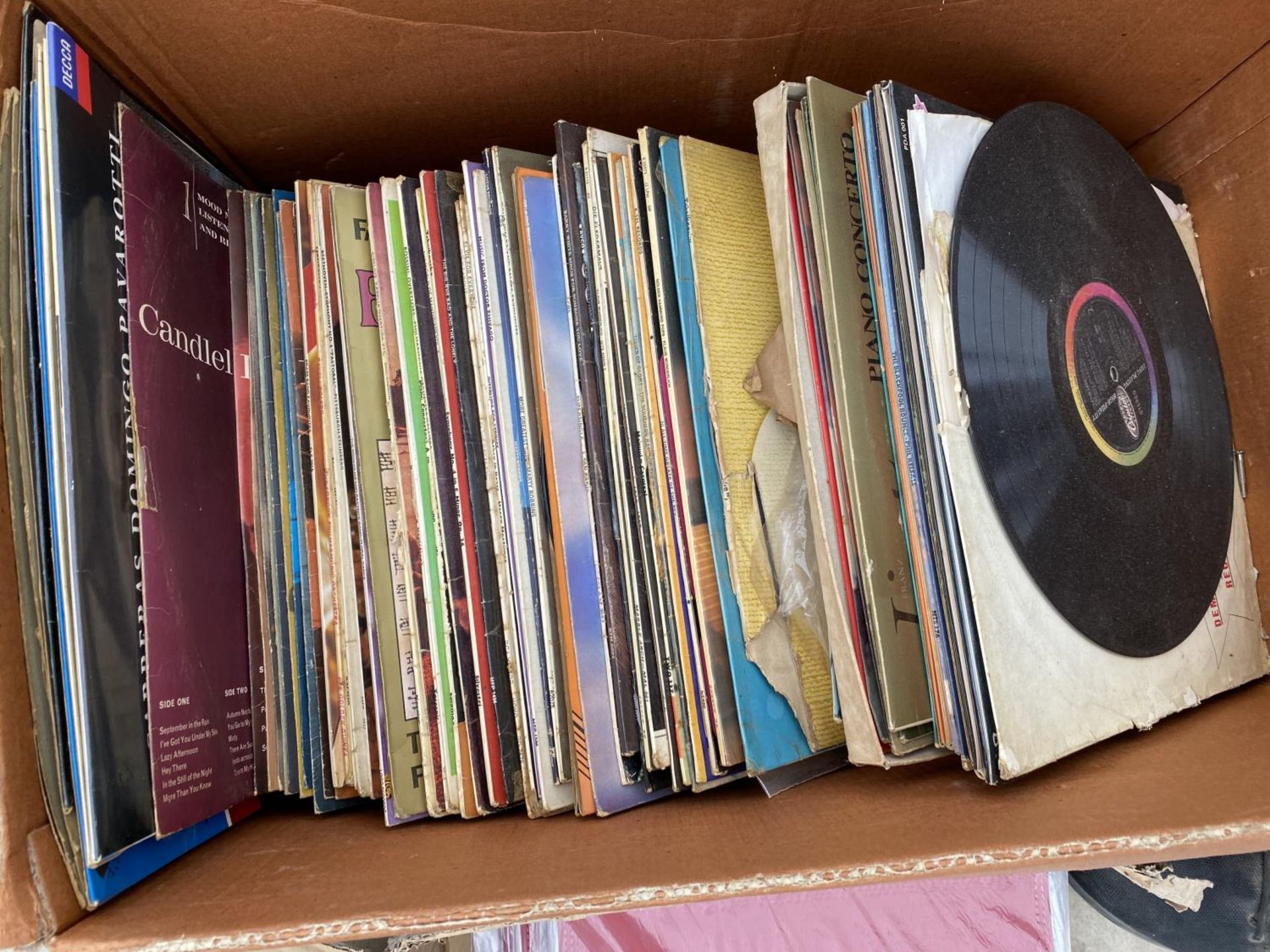 A LARGE ASSORTMENT OF VINTAGE LP RECORDS - Image 2 of 5