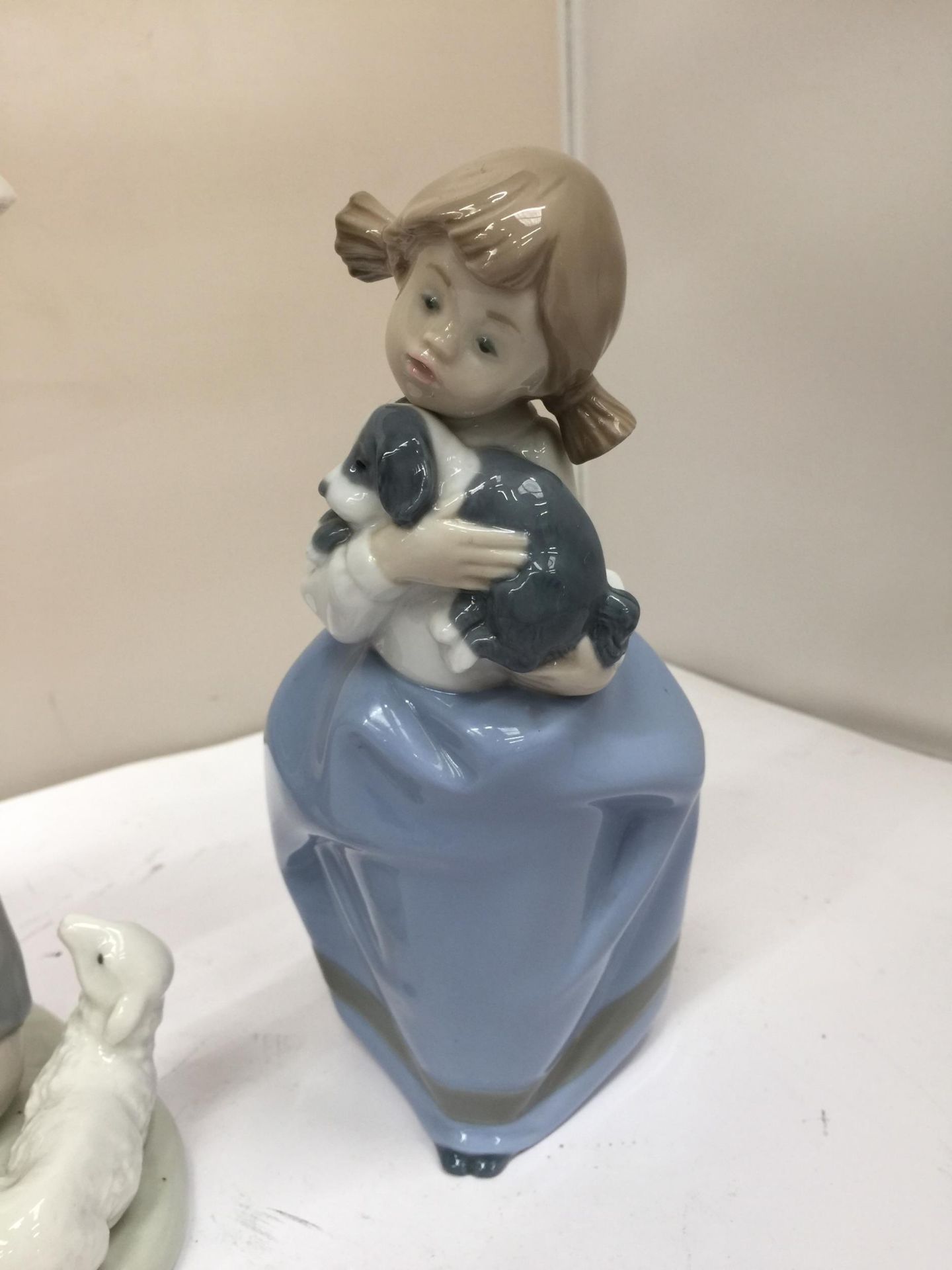 TWO NAO FIGURINES TO INCLUDE A GIRL AND A DOG AND A GIRL AND A LAMB - Image 2 of 6