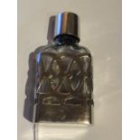 A SMALL SCENT BOTTLE WITH SILVER HOLDER HEIGHT 6.5 CM