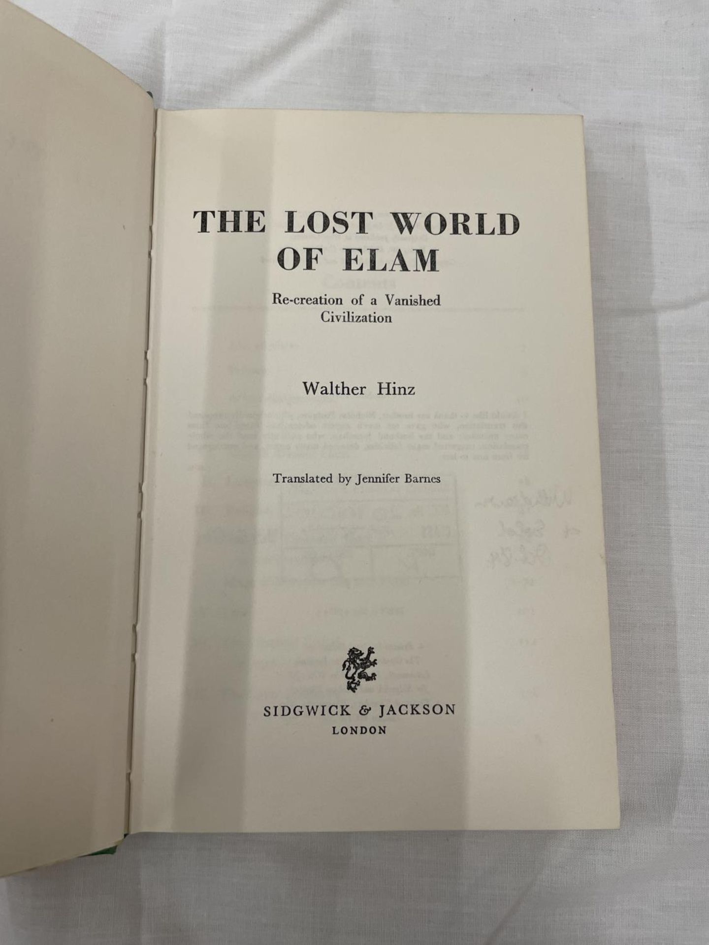 A FIRST EDITION LOST WORLD OF ELAM BY WALTER HINZ - Image 3 of 4