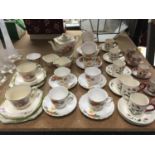 A QUANTITY OF VARIOUS CUPS, SAUCERS, TEAPOT, ETC TO INCLUDE WEDGWOOD 'MAYFIELD', ORIENTAL STYLE,