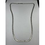 A MARKED SILVER FLAT LINK NECKLACE 65 CM LONG