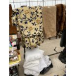 AN ASSORTMENT OF CURTAINS AND BEDDING ITEMS