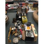 A QUANTITY OF POCKET AND WRISTWATCHES TO INCLUDE TIMEX, CASIO, ETC, PLUS COLLECTABLE ITEMS OF