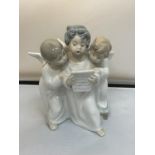 A RETIRED LLADRO FIGURINE THREE CHOIR ANGELS