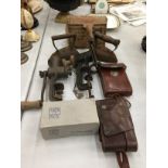 A COLLECTION OF VINTAGE ITEMS TO INCLUDE FLAT IRONS, CAMERA, TABLE TOP MINCER AND SLICER, ETC