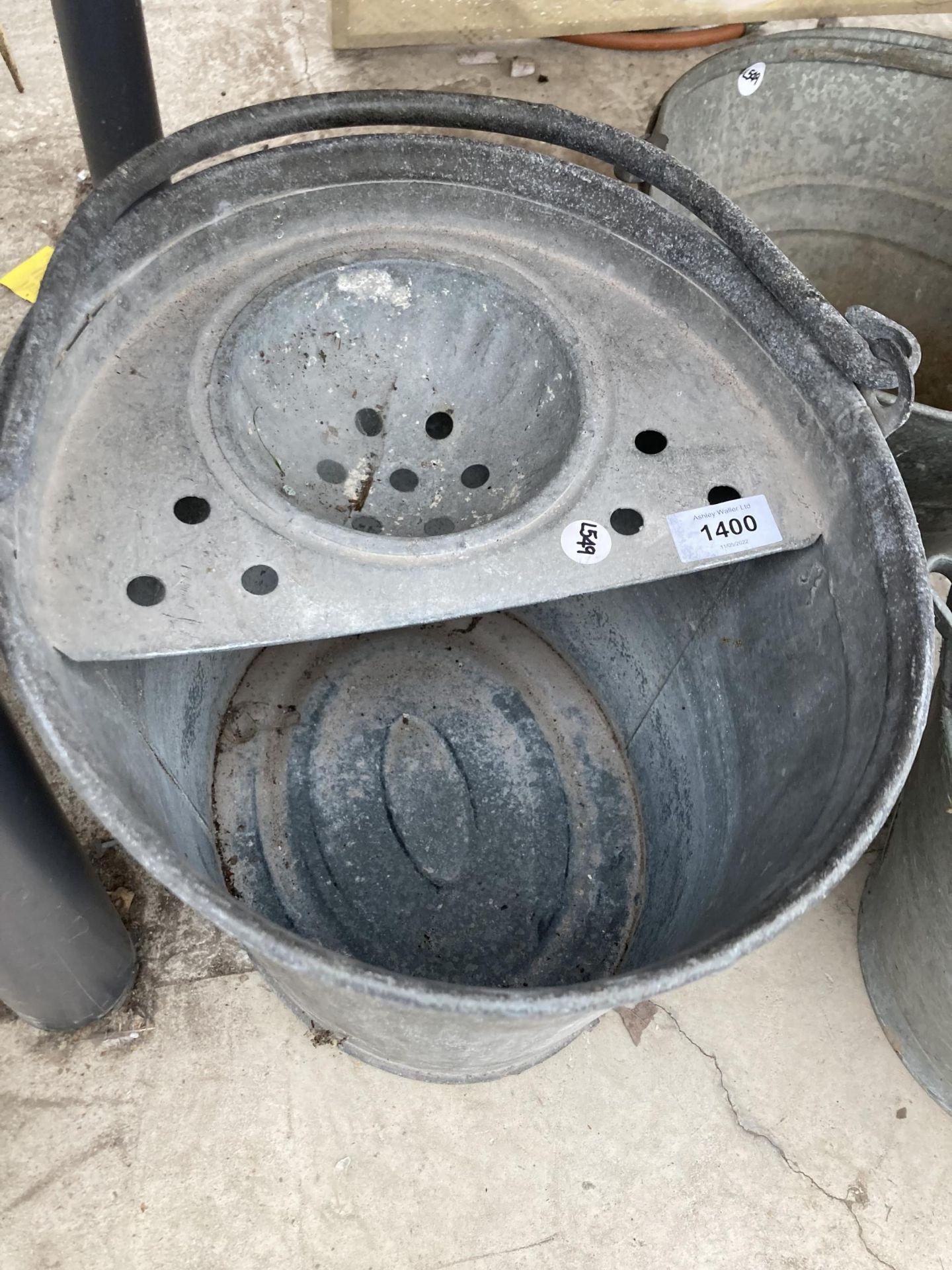 TWO VINTAGE GALVANISED BUCKETS AND A MOP BUCKET - Image 2 of 3