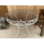 A ROUND GLASS TOPPED WROUGHT IRON BISTRO TABLE (D:92CM)