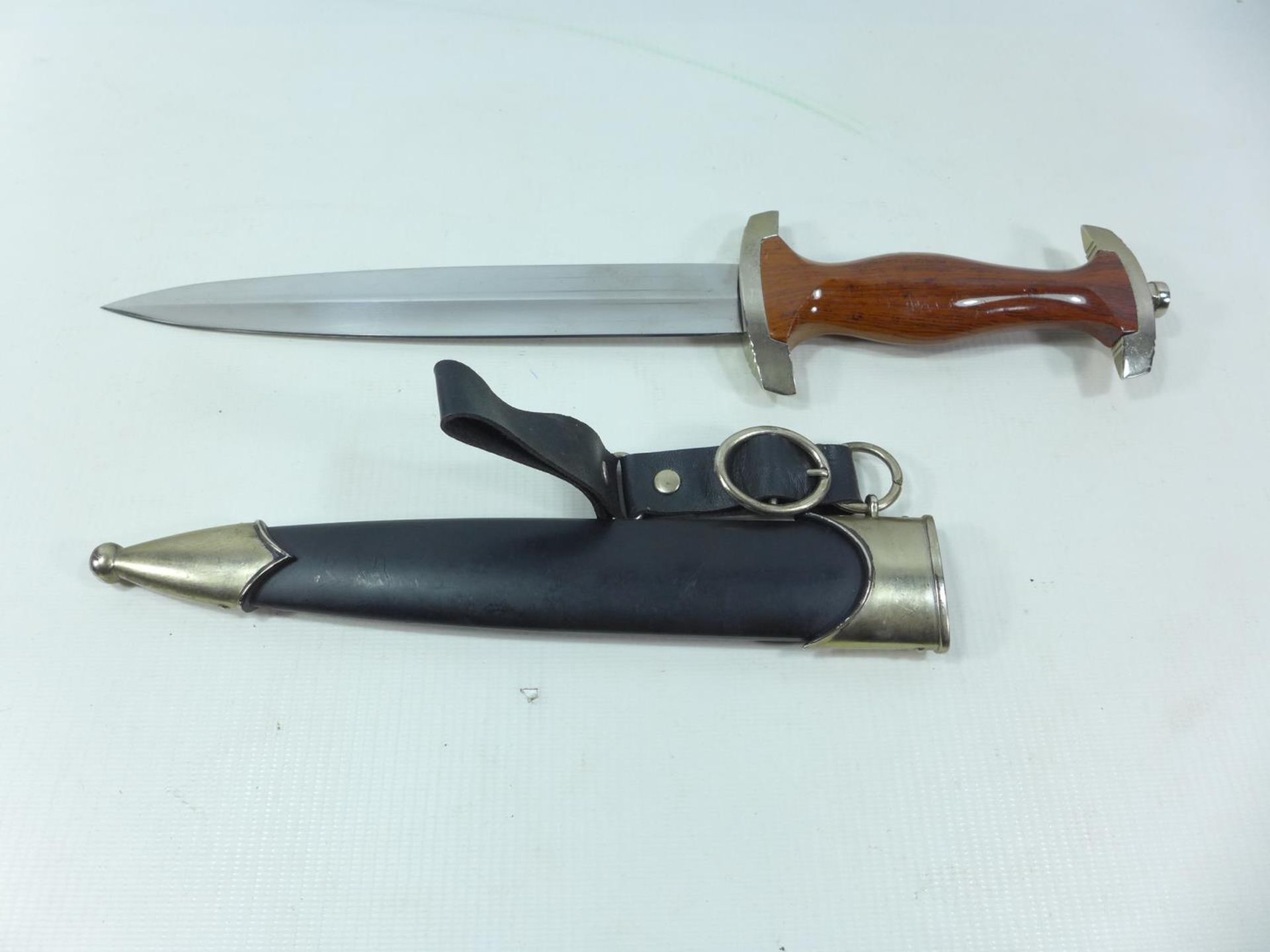 A REPLICA NAZI GERMANY SA DAGGER 21 CM BLADE - Image 2 of 3