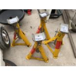 FOUR HALFORDS AXEL STANDS