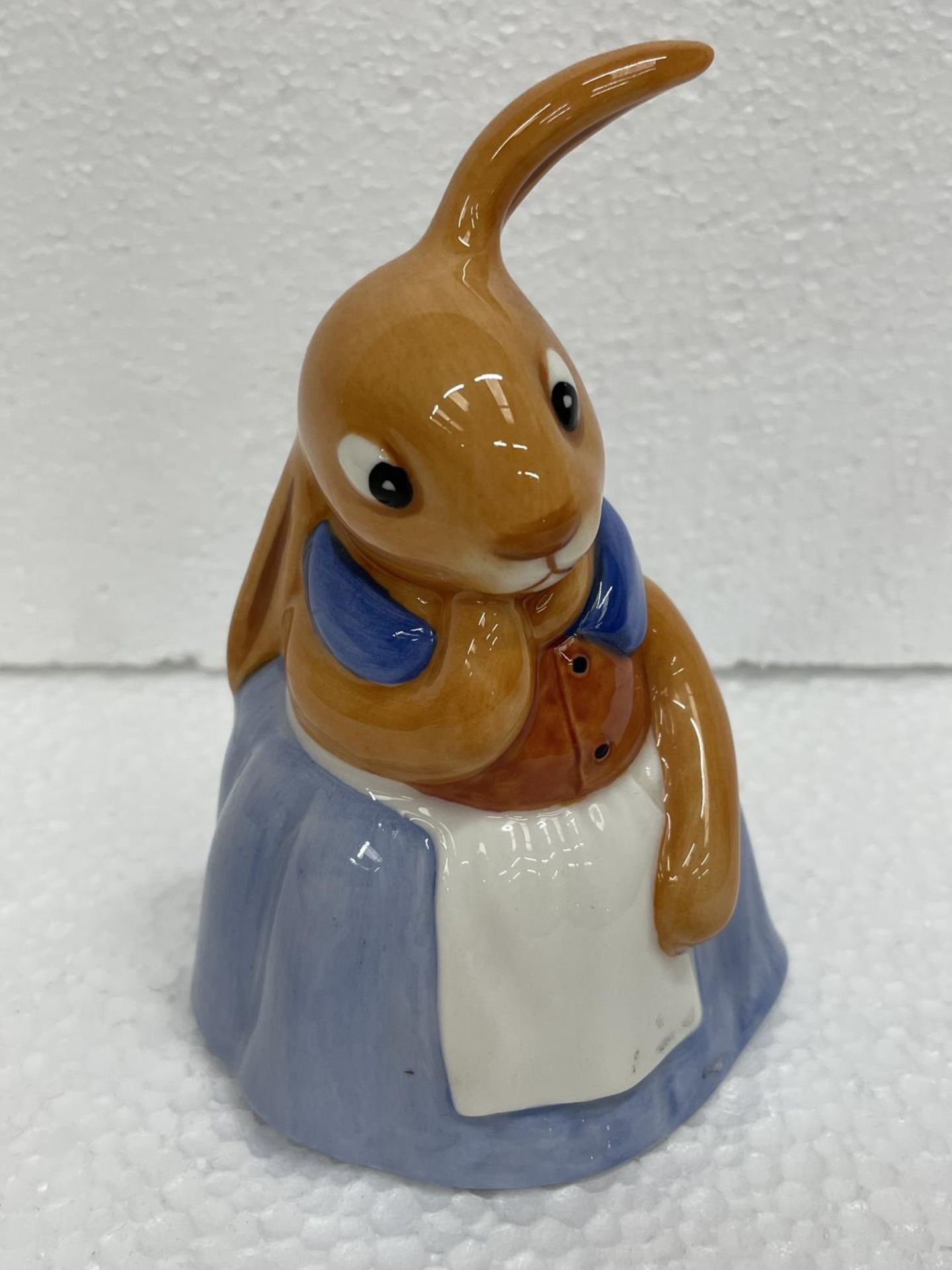 A BOXED LIMITED EDITION 242/500 ROYAL DOULTON BUNNYKINS FIGURE MARY BUNNYKINS